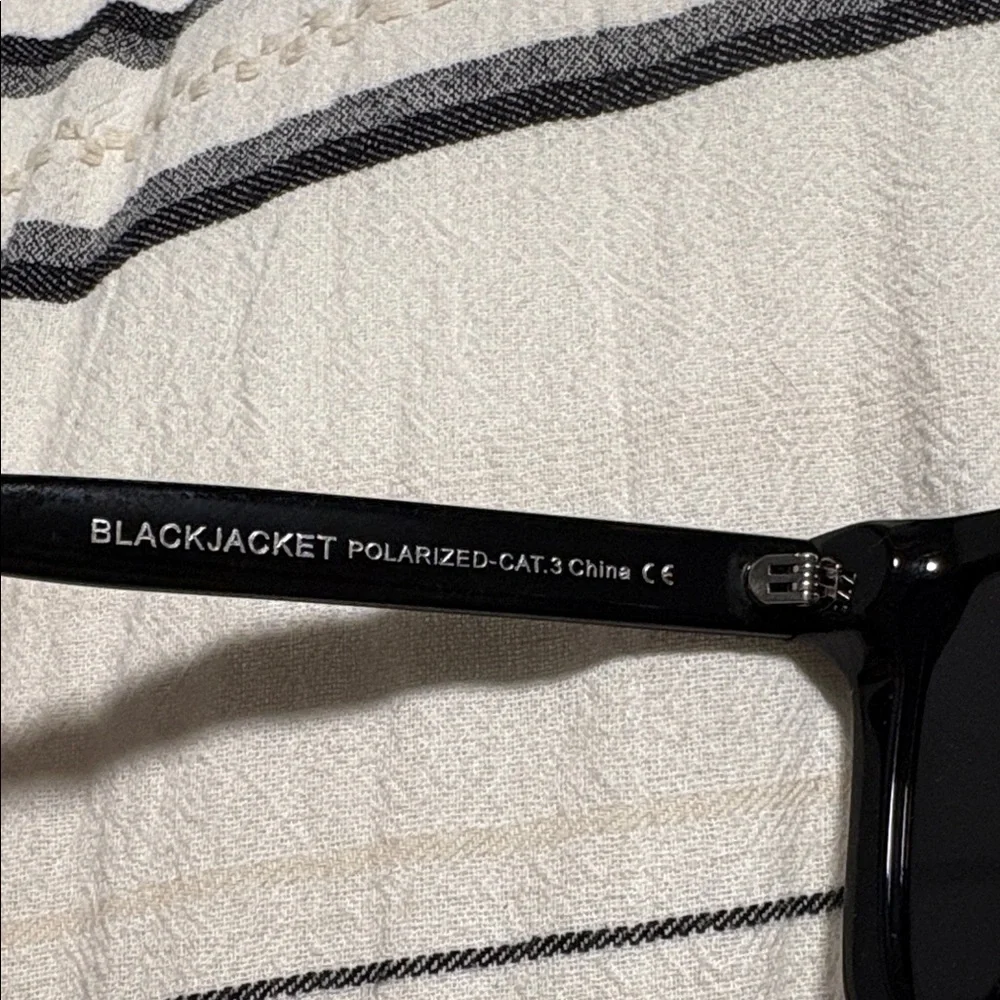Blenders Black Sunglasses for Men - Picture 5 of 7